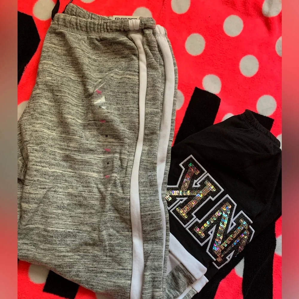 PINK Victoria's Secret Gray Classic Sweatpants with Sequin Logo - Picture 1 of 5